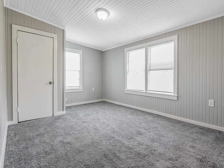 152 Walnut Dr — Photo 13