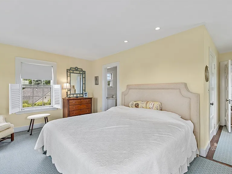 308 Ocean Ave #308 — Photo 17