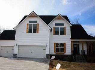 82 S Rdg, Clarksville, TN 37043