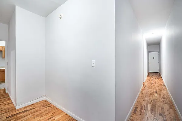 Rented by Avenues Real Estate | media 6