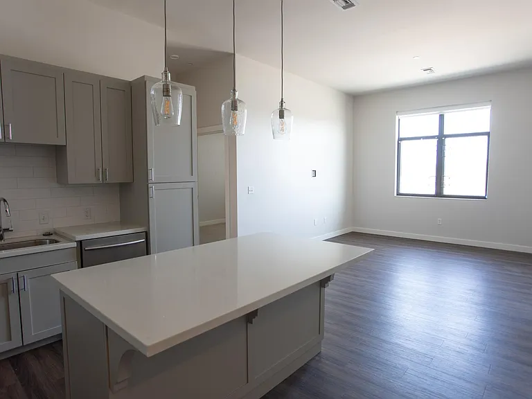 201 S Main St #305 — Photo 6