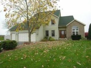 222 Danbury Cv, Winthrop Harbor, IL 60096