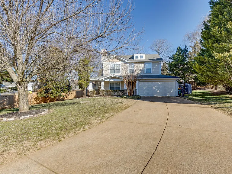 3412 Haynes Cv — Photo 2