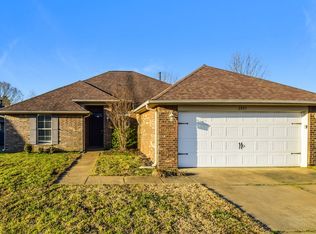 2851 S Hartland Dr, Southaven, MS 38672