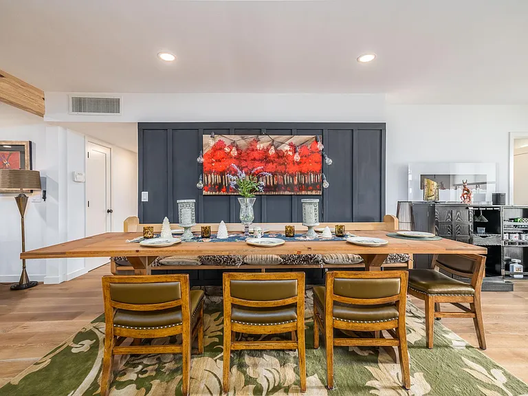 4344 E Clarendon Ave — Photo 12