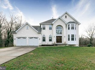 1502 Oxmead Rd, Burlington, NJ 08016