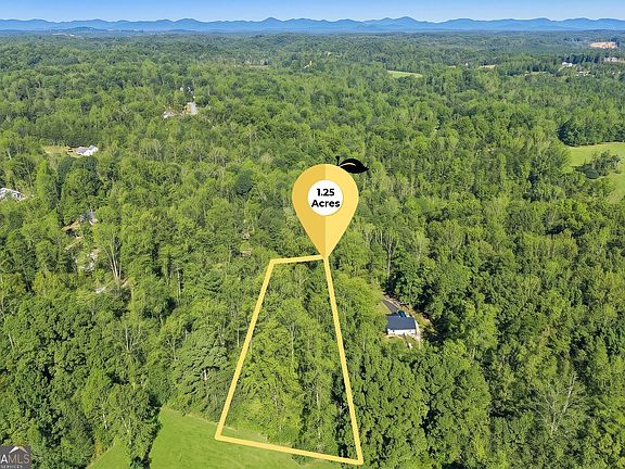 3rd image of 674 Gold Ridge Rd
