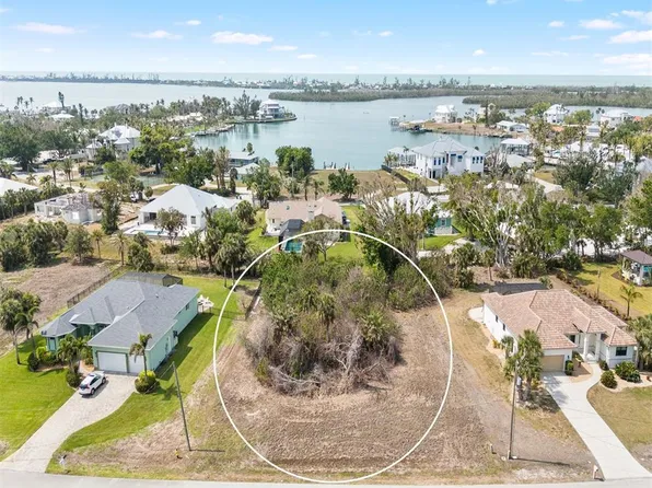 445 Spaniards Rd #3, Placida, FL 33946