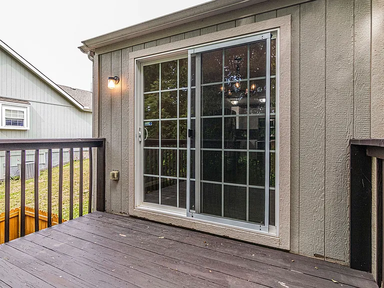 1316 Elm Creek Dr — Photo 32