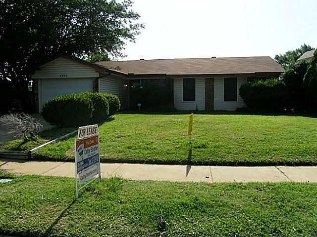 1st image of 4201 Glen Pines Dr