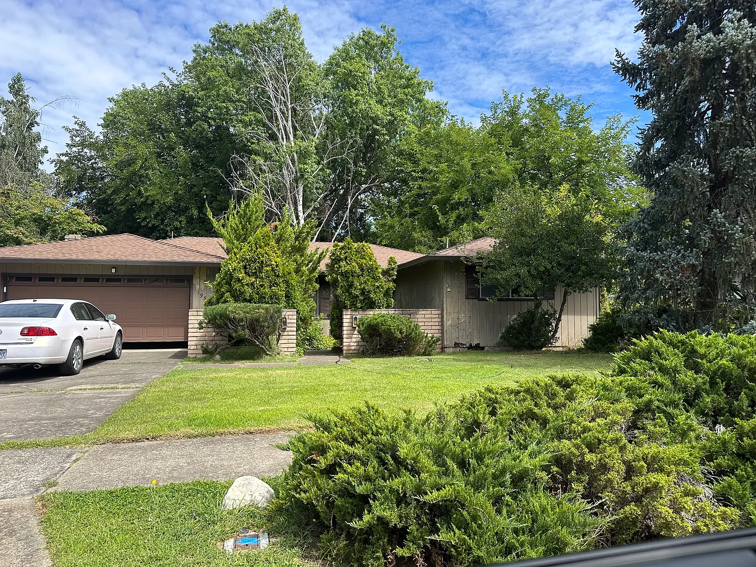 3 bed, 1614 sqft, $2,450 — Photo 2