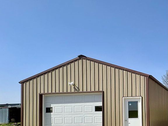 2nd image of 1717 180th Ave
