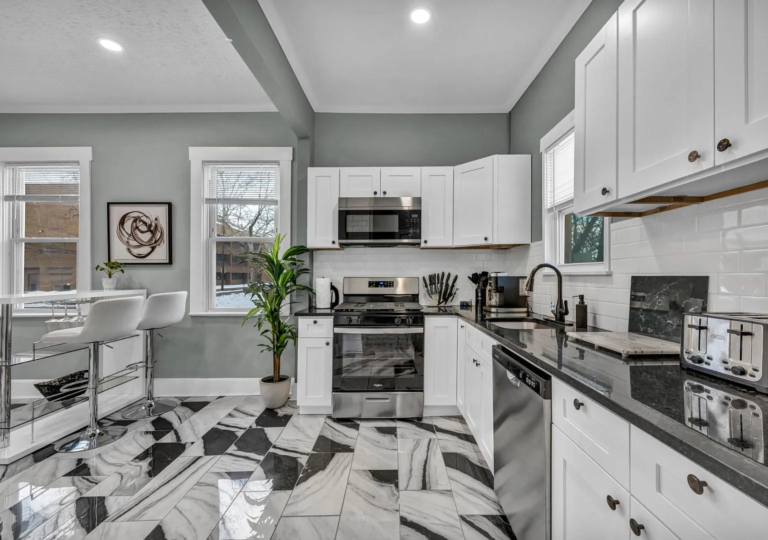 3081 W 16th St - 3081 W 16th, Cleveland, OH 44113 (Unit 1) — Photo 2