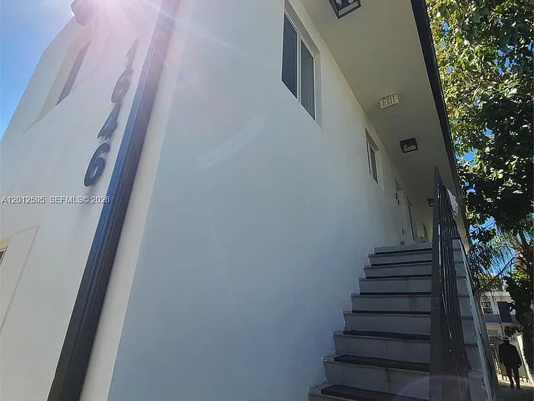 1646 NW 1st Pl #4 — Photo 15