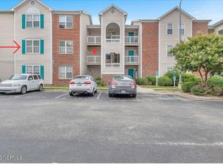 809 March Ct APT E, Wilmington, NC 28405