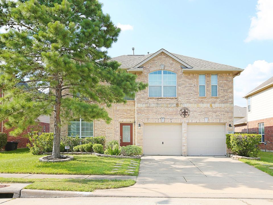 1st image of 16946 Langham Heights Ln
