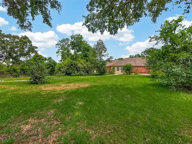 1012 Lilley Rd — Photo 26