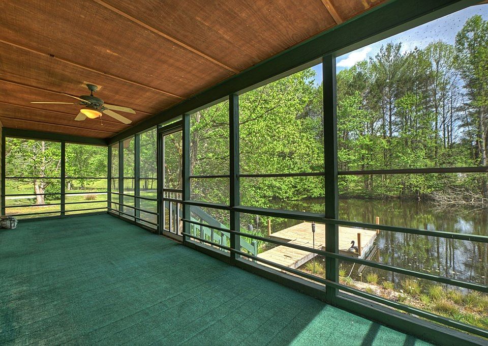 31st image of 111 Candlewood Ln