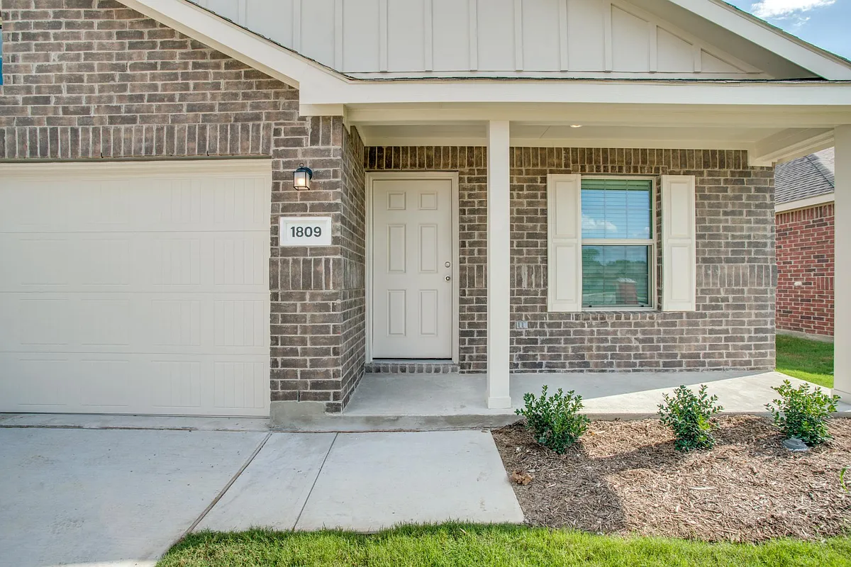 Building Photo - 1809 River Crossing Dr