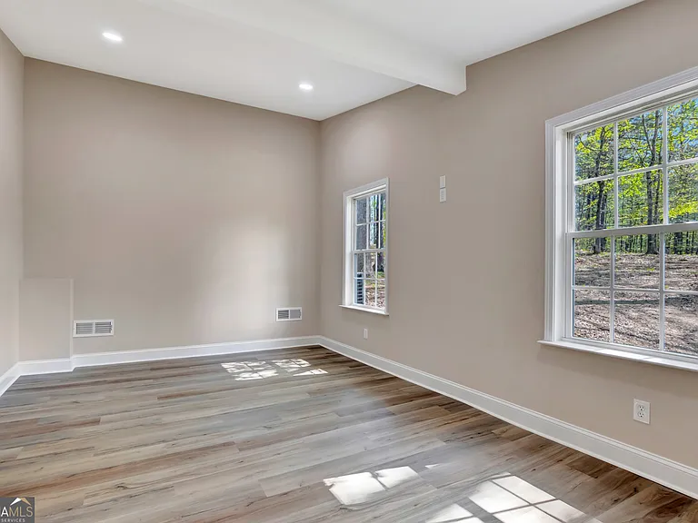 140 Mary Freeman Rd — Photo 48