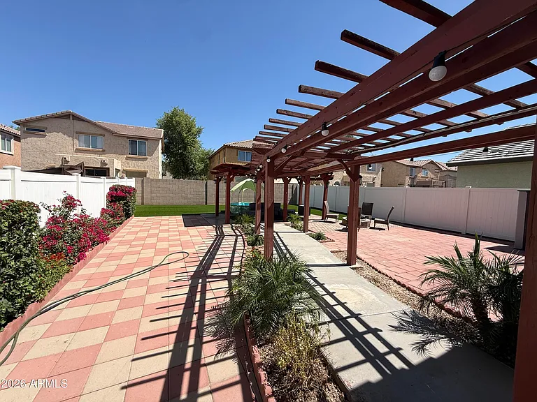8804 W Jefferson St — Photo 24