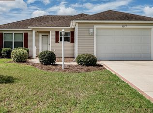 5077 NE 122nd Ln, Oxford, FL 34484