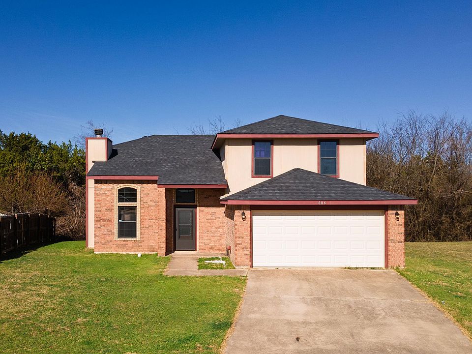 1st image of 606 Redbud Dr
