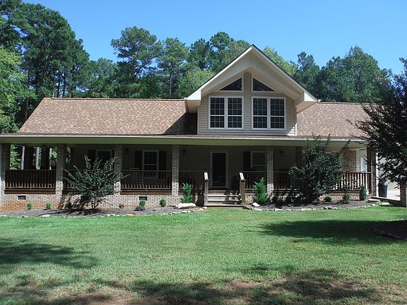 2nd image of 126 Dogwood Ln
