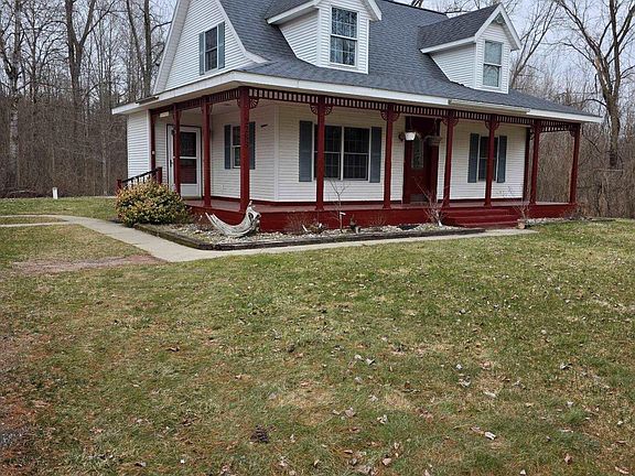 2nd image of 2283 S River Rd
