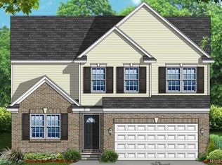 20101 Granger Dr, Brownstown, MI 48174