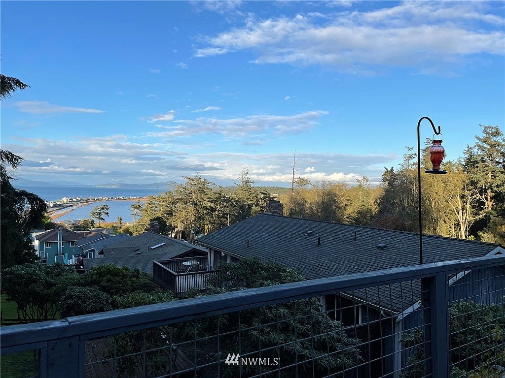 Oak Harbor, WA 98277