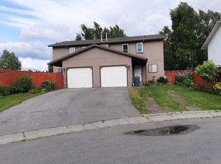 8803 Hamlet Cir, Anchorage, AK 99502