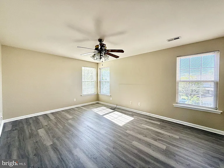 6002 Bush Ct — Photo 15