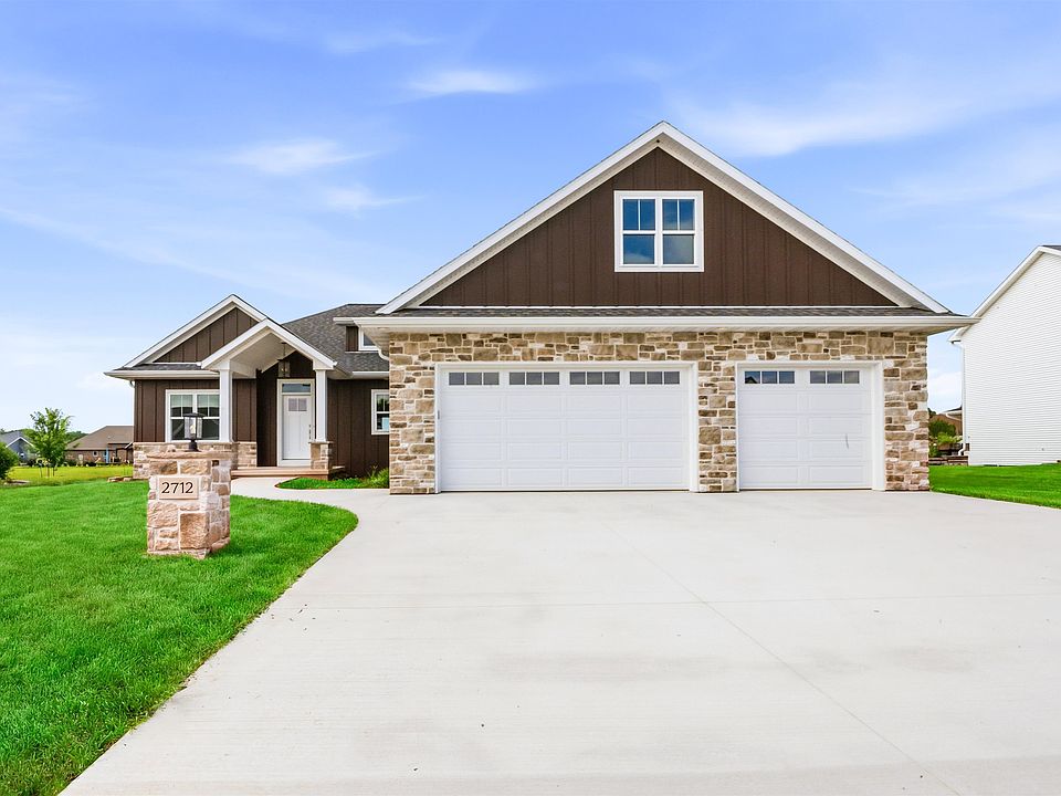 1st image of 2712 Creekwood Cir