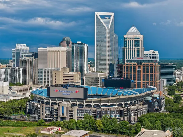 1101 W 1st St APT 401, Charlotte, NC 28202