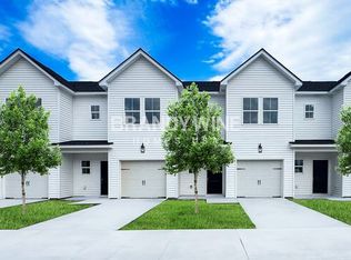 1008 Wildflower Dr, Wilmington, NC 28412