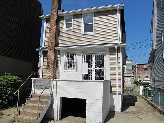 3rd image of 3403 Ely Ave