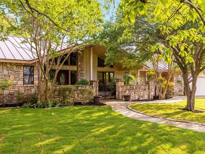207 Spring Mill Dr E, Kerrville, TX, 78028