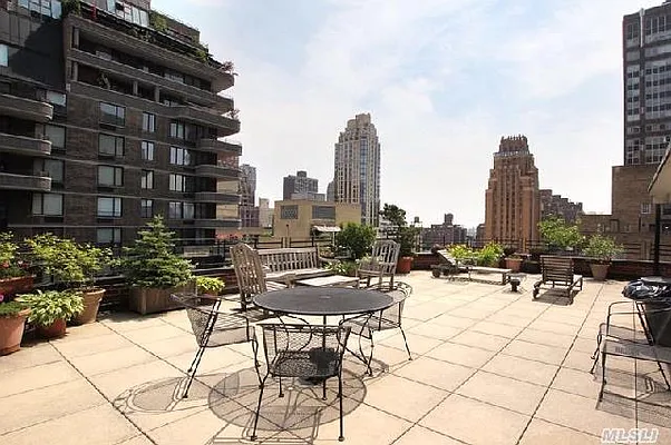 Sold by Exit Realty One | media 10