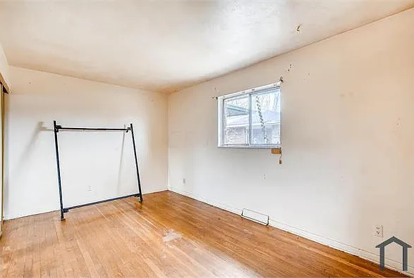 1668 Carstare Dr — Photo 4