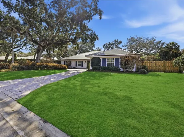 4617 Pebble Bay S, Indian River Shores, FL 32963