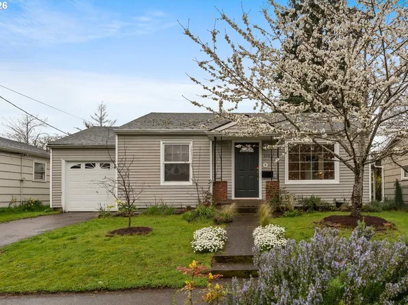 6523 SE 84th Ave, Portland, OR 97266