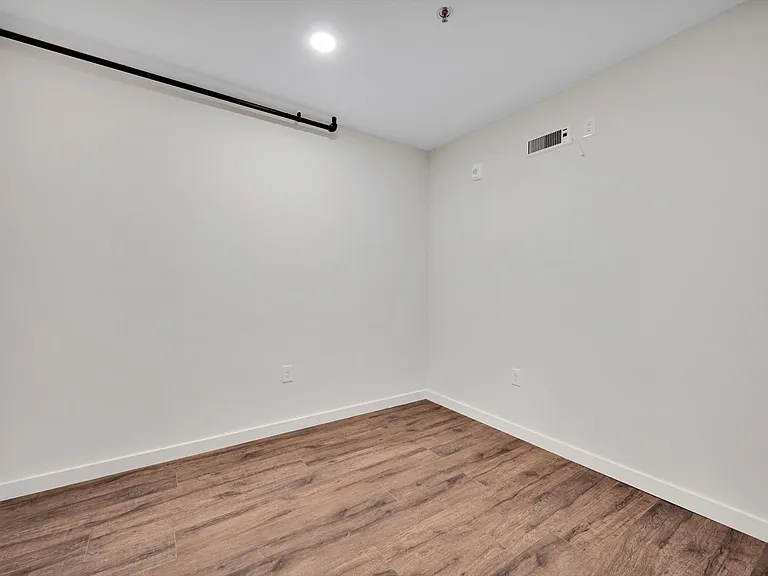 Fleetwood Lofts — Photo 105