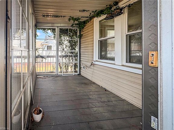 3rd image of 460 England Ave