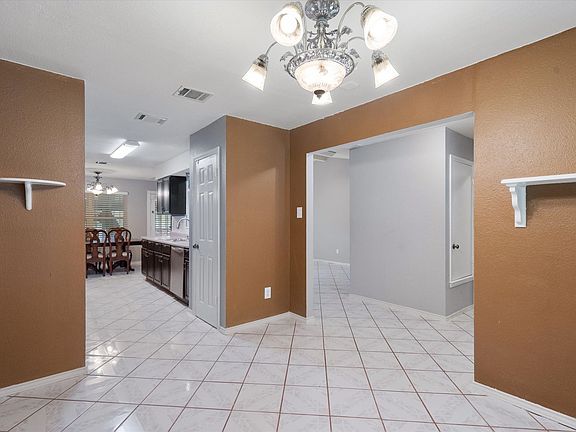 5th image of 8514 Red Willow Dr