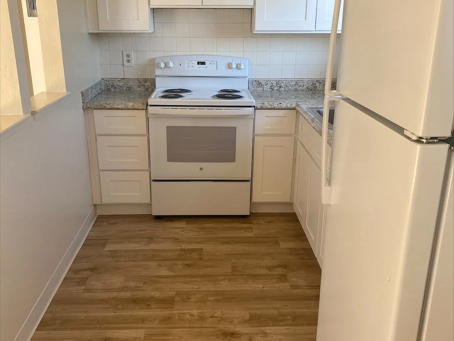 2 bed, 850 sqft, $2,310 — Photo 4