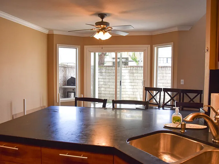 630 W Palm Ave #12 — Photo 33