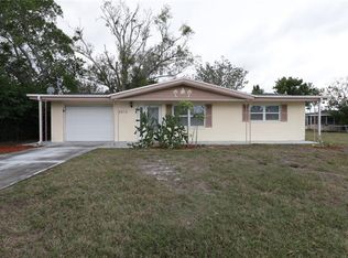 8915 Chilton Dr, Port Richey, FL 34668
