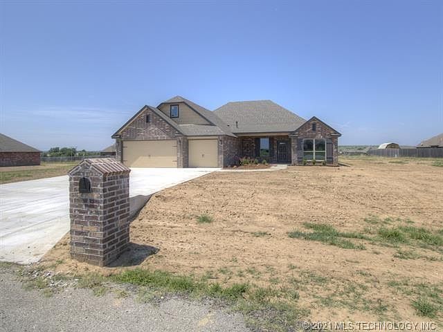 2nd image of 12876 N 43rd East Ave