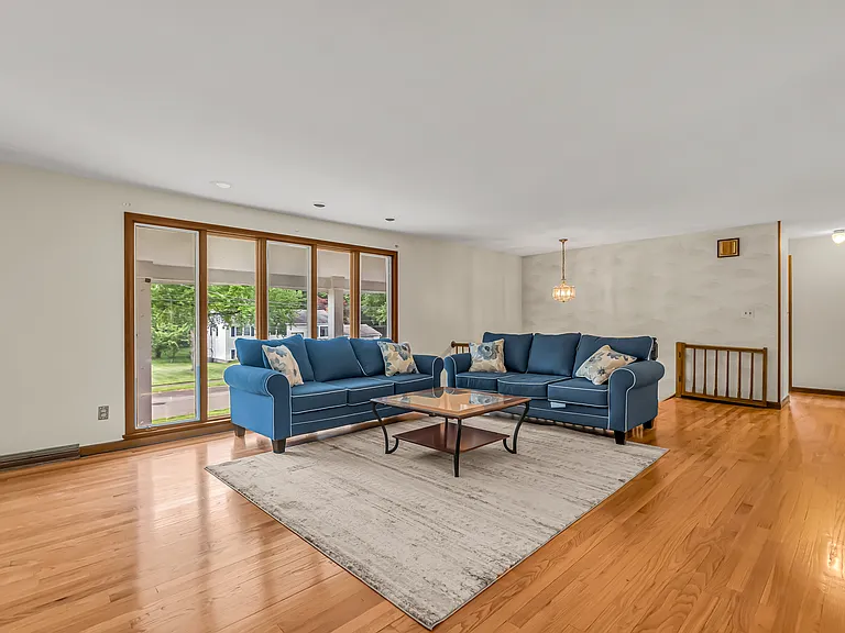 90 Rolling Ridge Rd — Photo 5